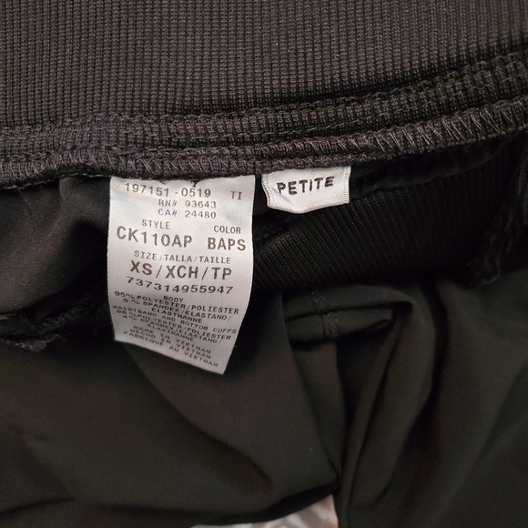 Donating end of December! Women's Jogger Style Scrub Pants - Picture 14 of 14